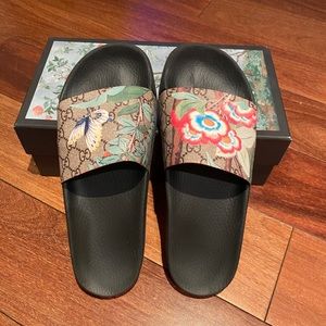Gucci Slides